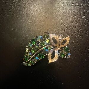 Vintage Lisner Green AB Stone Gold Tone Leaf Brooch
